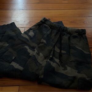 PINK Victoria's Secret Camouflage Joggers
